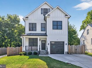 2808 W George Mason Rd, Falls Church, VA 22042