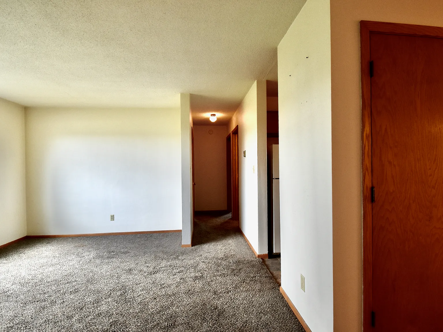 102 5th Street East - 12 — Photo 3