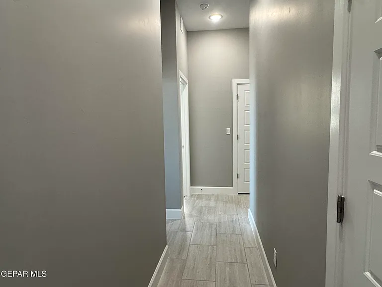 13079 Emerald Hills Ave — Photo 14