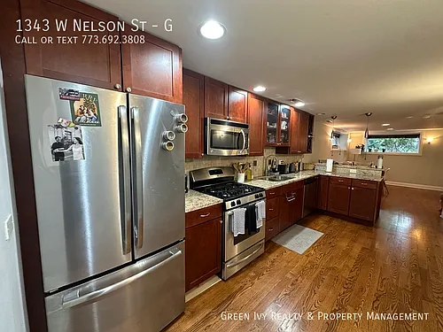 1343 W Nelson St #G Photo 1 1343 W Nelson St #G Photo 1