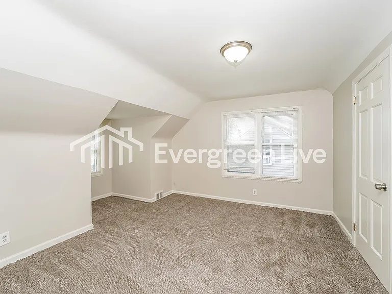 6904 Glenwood Ave — Photo 13