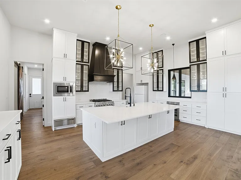 23937 Oscar Rd — Photo 12
