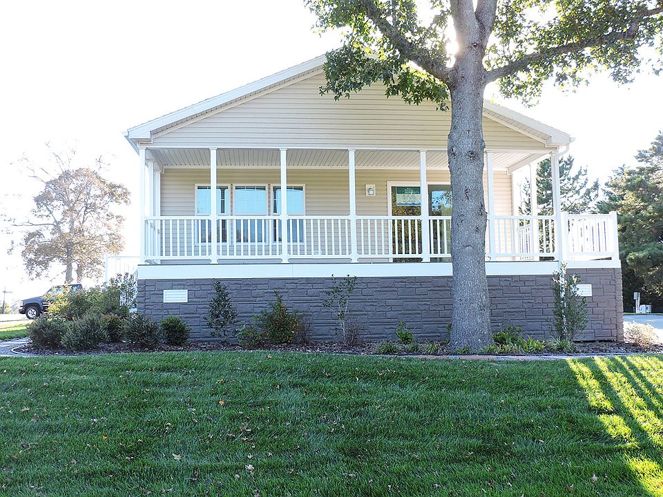 A sunny covered front porch!