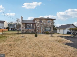 2614 Old Welsh Rd, Willow Grove, PA 19090