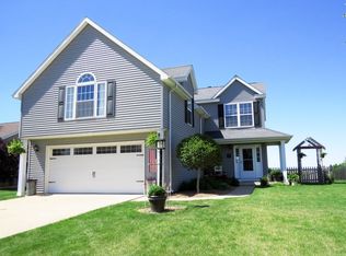 312 Deerpath St, Tolono, IL 61880