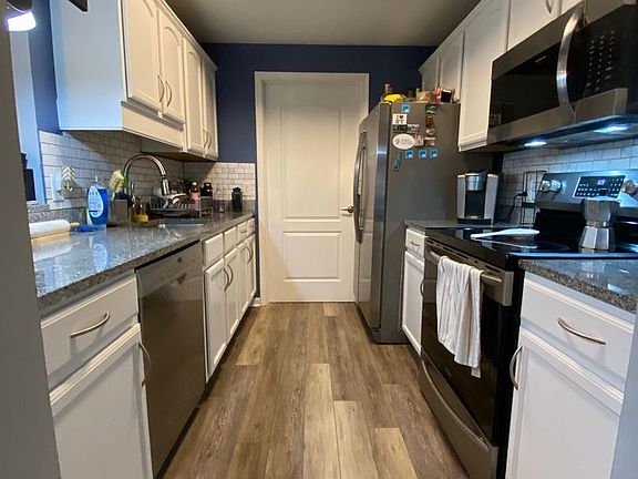 5th image of 249 W Freemason St APT 303
