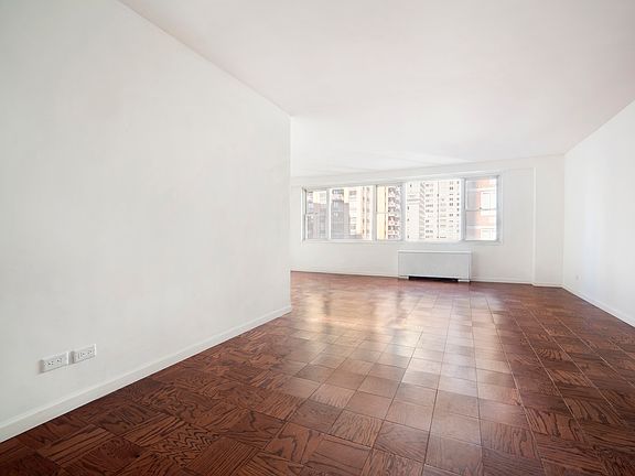 4th image of 141 Amsterdam Ave #11S