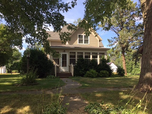1st image of 106 Brewer St