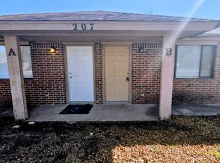 207 Redbud Ln #B, New Braunfels, TX 78130