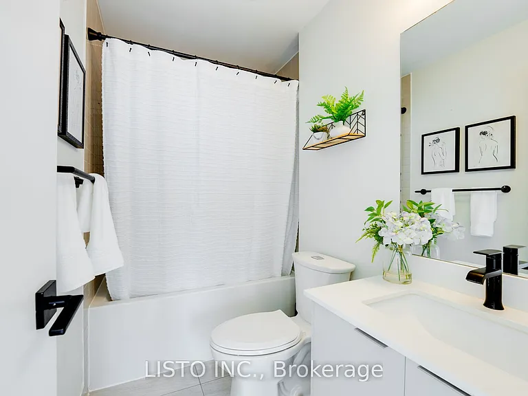 2908 Highway 7 Rd #523E — Photo 12