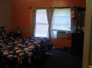 1007 W Parker Rd, Greenville, SC 29617