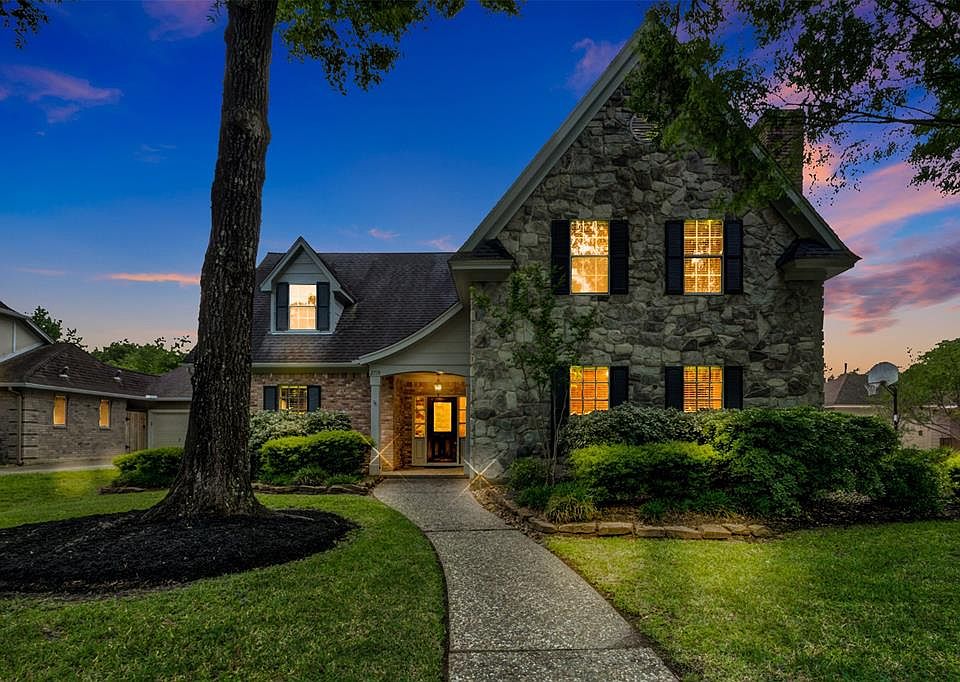 1st image of 2719 Cedarville Dr
