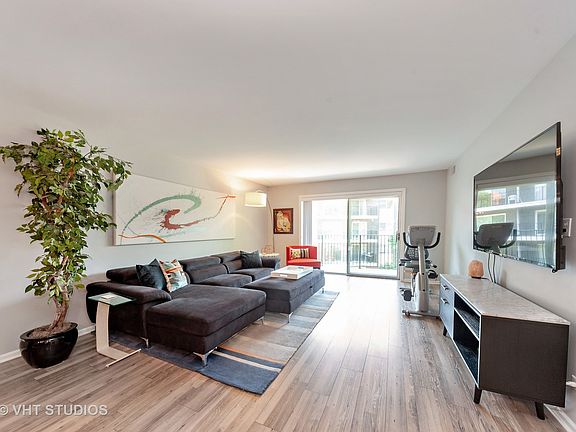 3rd image of 9530 Lamon Ave APT 316
