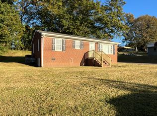2818 Douglas Dr, Gastonia, NC 28054