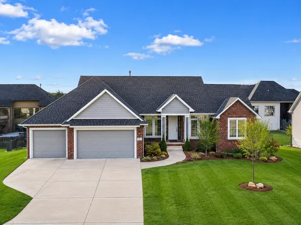3616 N Crest Ct, Wichita, KS 67226