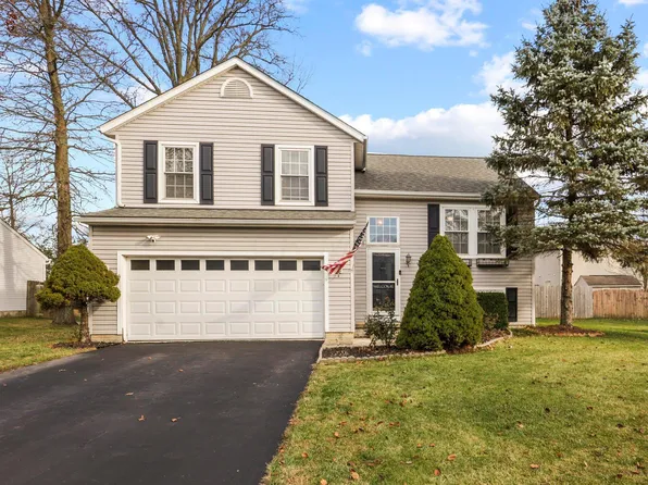 193 Fox Hall Dr, Pataskala, OH 43062