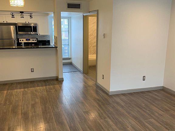2nd image of 2801 Douglas Ave #116