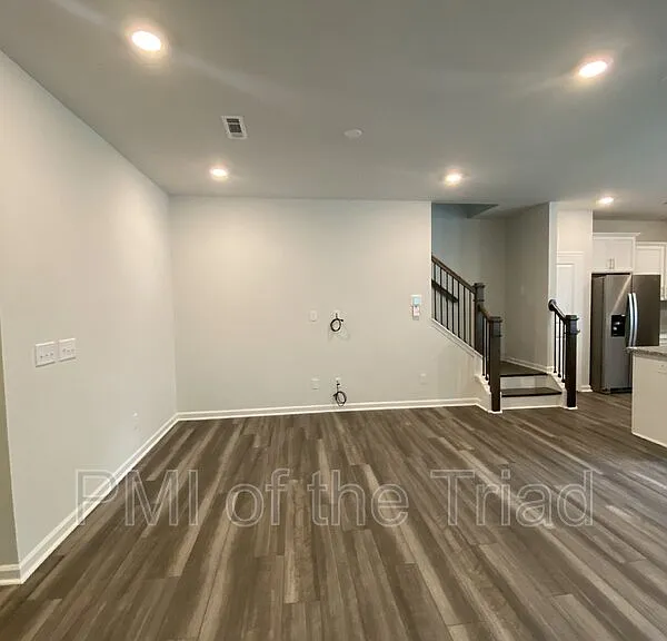 4006 Beckton Trl — Photo 13