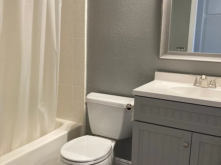 Main Bathroom