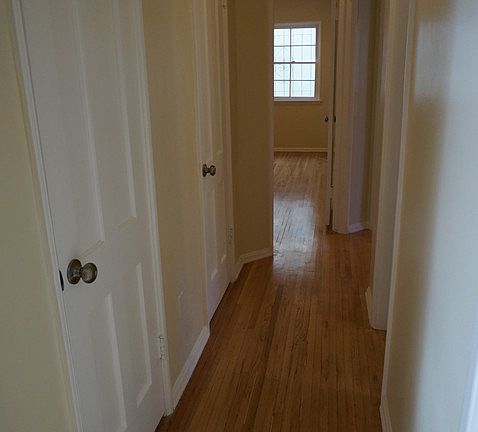 5th image of 646 S Dunsmuir Ave