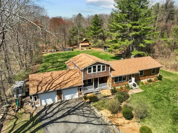 222 Ironmine Rd, Burrillville, RI 02830