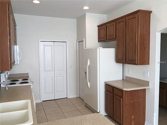 3rd image of 3651 Simonton Ct