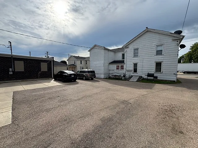 39 E Church St #1E — Photo 8