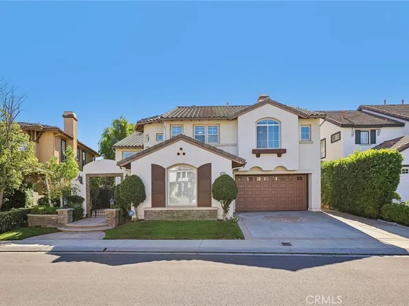 12 Williamsburg Ln, Coto De Caza, CA 92679