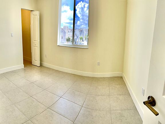 2nd image of 10270 NW 66th St #301