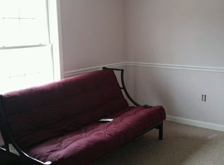 8 Mill Pond Dr, Bath, ME 04530