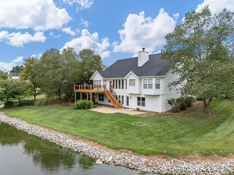 8050 Knights Crossing Dr — Photo 7
