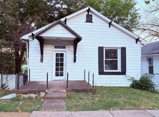 2012 Schaeffer Pl, Saint Louis, MO 63139