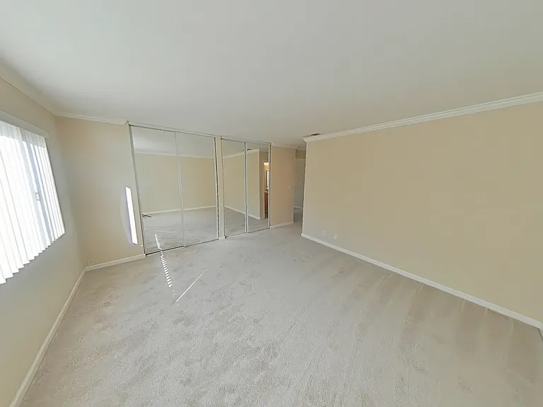 1220 Mills St #5M — Photo 8
