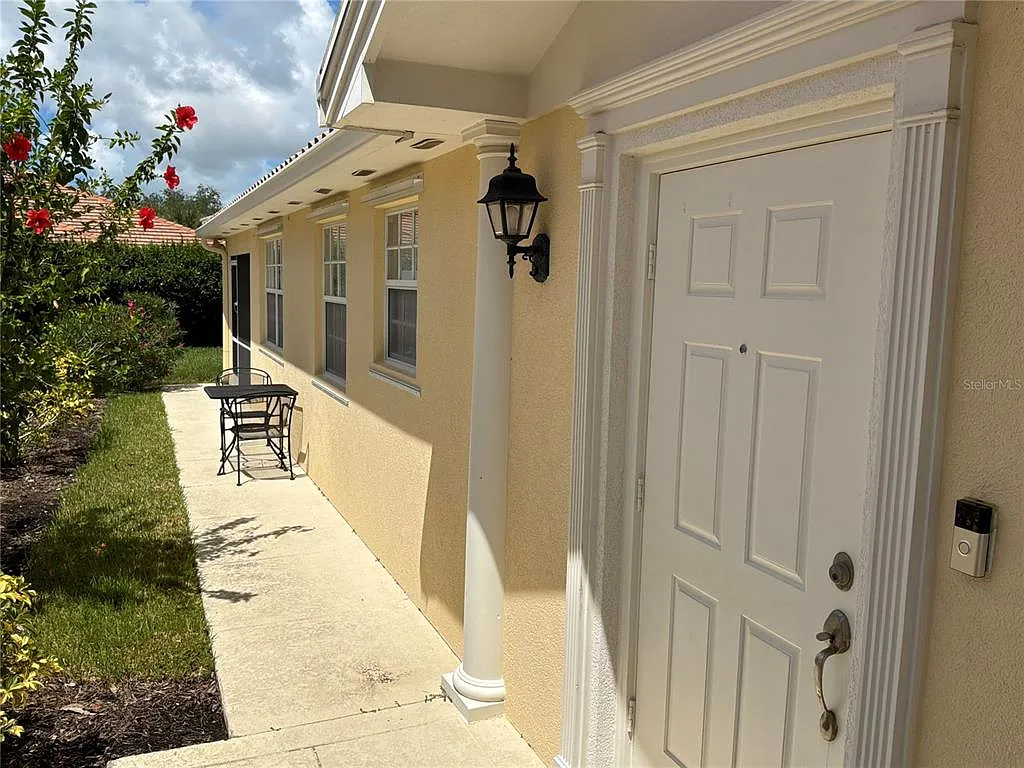 2 bed, 2.0 bath, 1534 sqft, $3,000 — Photo 2