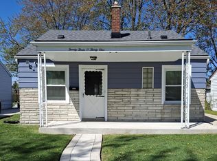 23031 Rosalind Ave, Eastpointe, MI 48021