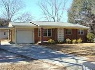 315 Davis Dr, Centerville, GA 31028