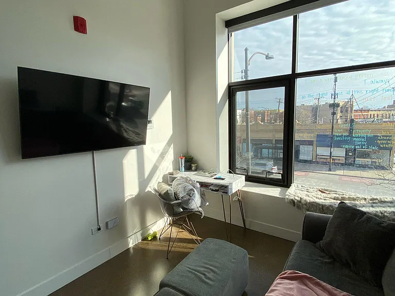 1961 N Milwaukee Ave #201 — Photo 13
