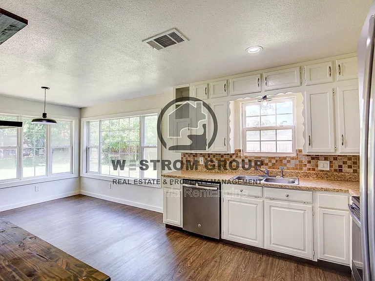 6709 Mabell St — Photo 20