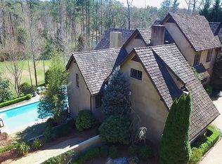 5525 Long Island Dr, Atlanta, GA