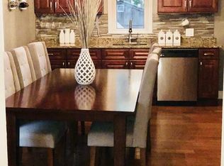 41 Oakwood Ave, Lynn, MA 01902