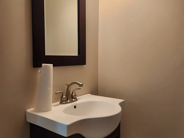 464 Thorndale Dr #BASEMENT — Photo 19