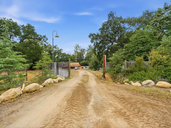 44065 A South Fork Drive, Three Rivers, CA 93271