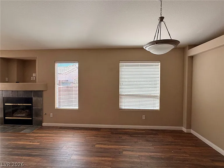 212 Horizon Peak Dr — Photo 7