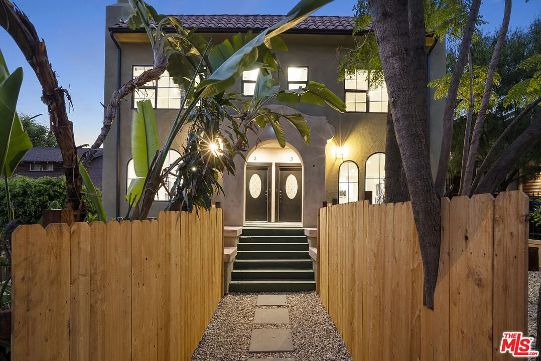 3 bed, 1128 sqft, $5,250 — Photo 1