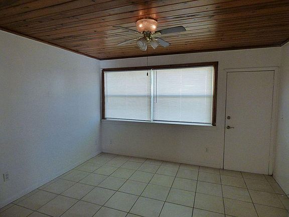 3rd image of 3003 Hambleton Ave