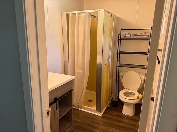 5th image of 1014 N Summit St #1014.5