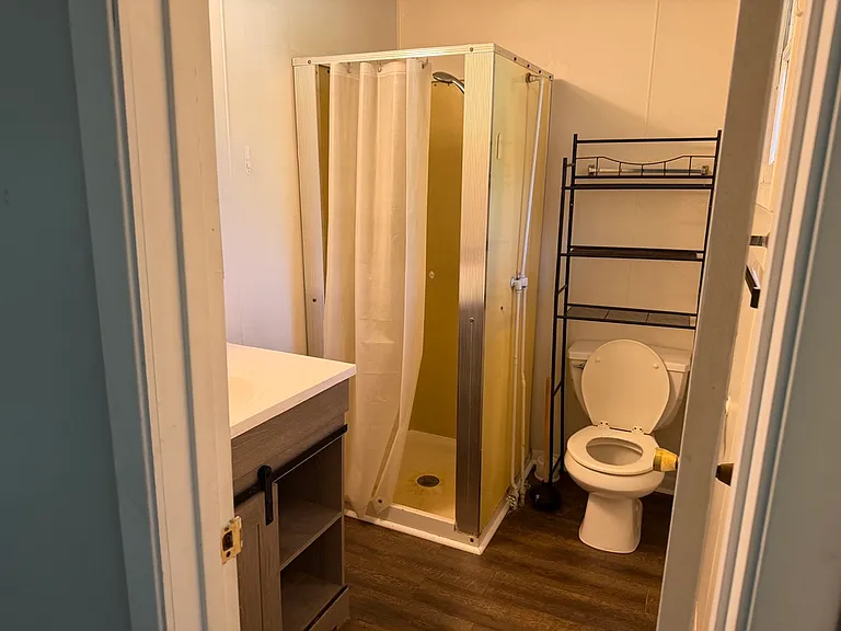 1014 N Summit St #1014.5 — Photo 5