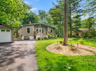 11 Duquette Ct, Tiny, ON L9M0H3