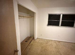 2421 Jeffcott St, Fort Myers, FL 33901