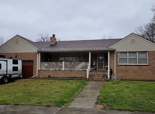 540 E 13th St, Baxter Springs, KS 66713